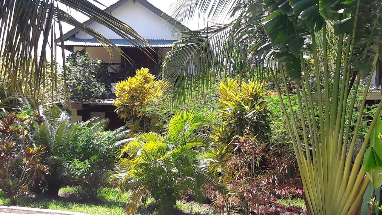 African Dream Cottages - Diani Beach Exterior photo