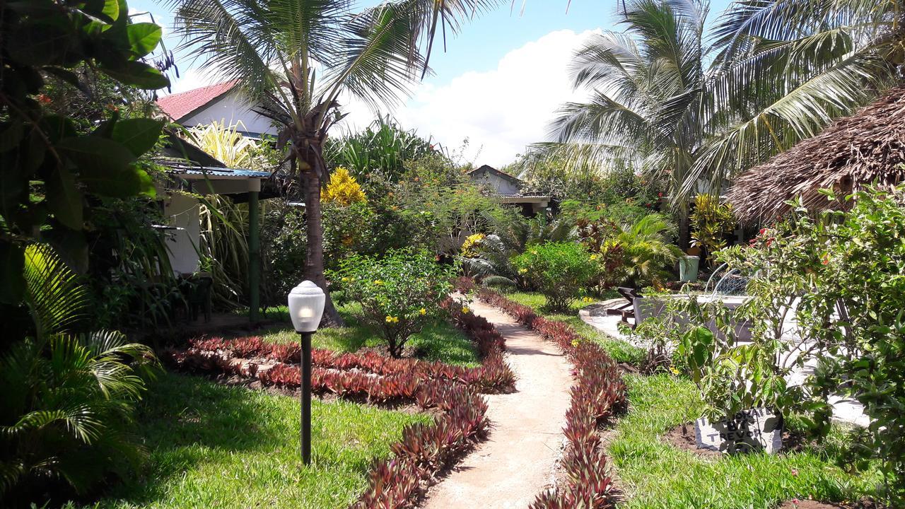 African Dream Cottages - Diani Beach Exterior photo